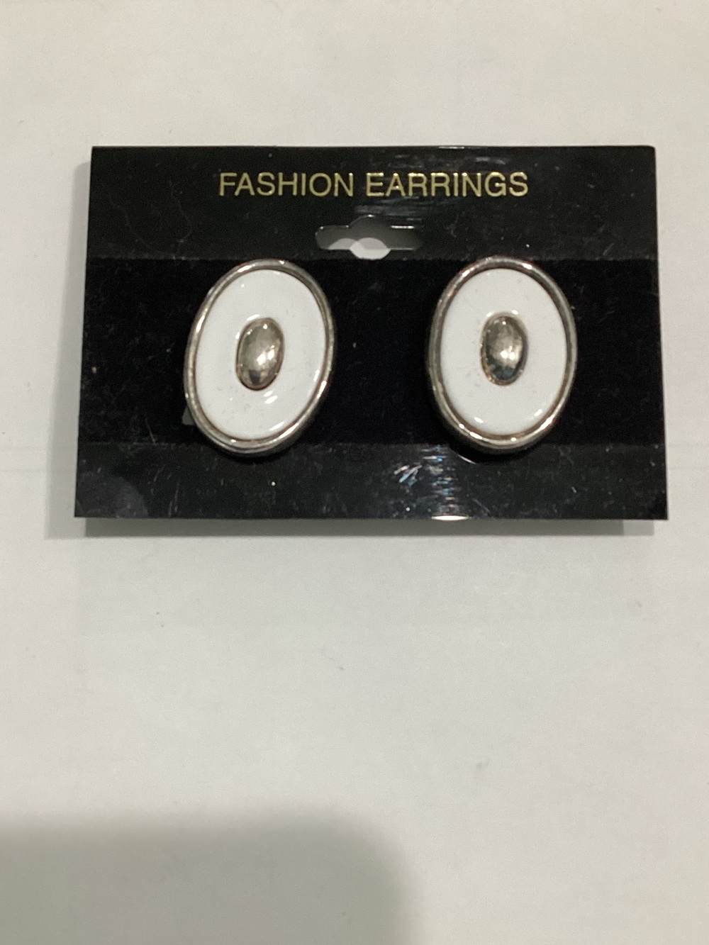 White and Silver Oval clip on Earrings